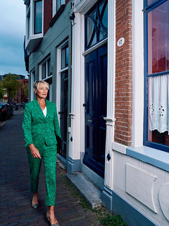Makelaar Ella Onrust